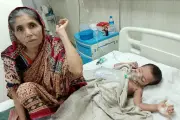 হাম ও নিউমোনিয়ায় আক্রান্ত শিশু ইউসুফের পাশে দাদি, চিকিৎসা খরচ জোগাতে হিমশিম
