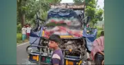 স্মার্টফোনের স্ক্রিন টাইম বাড়ছে, বাড়ছে চোখের সমস্যা
