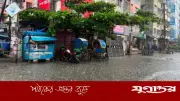 রাজধানীতে হঠাৎ বৃষ্টিতে স্বস্তি ফিরেছে নগরবাসীর মাঝে
