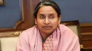 হামলার শিকার হয়েও সরব ‘তেলাপোকা’ দলের প্রধান অশিক্ষিতরা দেশ চালাচ্ছেন