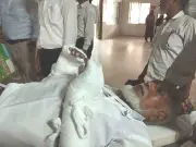 নাটোরে আইনজীবীকে পিটিয়ে হত্যাচেষ্টা, ছদ্মবেশী যুবক আটক