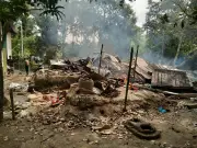 বরিশালে অটোরিকশাচালক হত্যা: আসামি গ্রেপ্তারের পর বাড়িতে আগুন