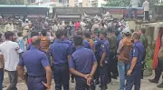 ভোলায় মেঘনা নদী ভাঙন রোধে সড়ক অবরোধ, পাউবো কার্যালয় ঘেরাও