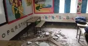 কিশোরগঞ্জে প্রাথমিক বিদ্যালয়ে ক্লাসরুমে বৈদ্যুতিক ফ্যান খসে পড়ার ঘটনা