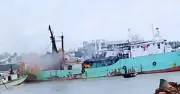 কর্ণফুলীতে জাহাজে বিস্ফোরণে ৬ নাবিক দগ্ধ