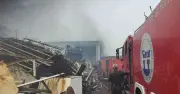 চট্টগ্রাম বন্দরের কাস্টম অকশন শেডে অগ্নিকাণ্ড, ক্ষয়ক্ষতি এড়ানো সম্ভব