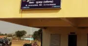 স্বামীর নির্মম নির্যাতনের শিকার স্ত্রী, মাথা ন্যাড়া ও কালি লেপন