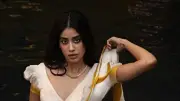জাহ্নবী কাপুর: আট বছরে নেপোটিজম, বিতর্ক ও সমালোচনার স্রোতে