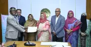 মার্কেন্টাইল ব্যাংককে বাংলাদেশ ব্যাংকের সার্টিফিকেট প্রদান