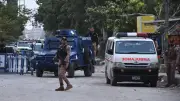 পাকিস্তানি বাহিনীর অভিযানে আফগান সীমান্তে নিহত ২৯; তাপপ্রবাহে ইউরোপে ১৩০০ প্রাণহানি