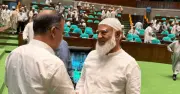 সংসদে প্রধানমন্ত্রী ও বিরোধীদলীয় নেতার শুভেচ্ছা বিনিময়