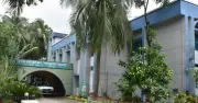 খুলনায় গৃহকর্মী নির্যাতনের অভিযোগে পুলিশ দম্পতি গ্রেপ্তার