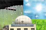 বৃষ্টির মধ্যেও গরম কমছে না, ভ্যাপসা আবহাওয়ায় দুর্বিষহ জনজীবন