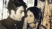 বিয়ের আগেই একসঙ্গে থাকা শুরু করেছিলেন শর্মিলা ঠাকুর ও পতৌদি