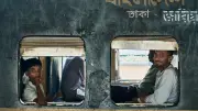 কমলাপুর স্টেশনে অপেক্ষা, স্বপ্ন ও যাত্রার গল্প