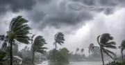 দেশের ৮ জেলায় ৬০ কিমি বেগে ঝড়ো হাওয়ার আভাস
