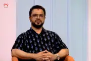 অতিরিক্ত মানসিক চাপের লক্ষণ: শ্রবণশক্তি কমে যাওয়া, চোখে ঝাপসা দেখা, বুক ধড়ফড়