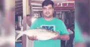 ভোলার মনপুরায় জেলের জালে তিন কেজির রাজা ইলিশ, নিলামে ৯ হাজার টাকা