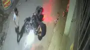 মাথায় ইট ছুড়ে মোটরসাইকেল থেকে ফেলে দেওয়া সাজিদের অবস্থা সংকটাপন্ন