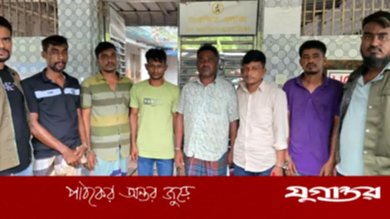 কুমিল্লায় ৭ আন্তঃজেলা ডাকাত সর্দার গ্রেফতার, প্রত্যেকের বিরুদ্ধে ১৫-২০ মামলা