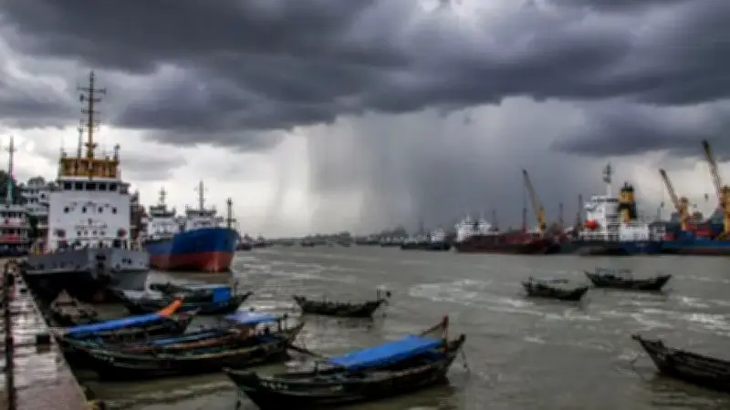 বায়ুদূষণে শীর্ষে লাহোর, সহনীয় অবস্থানে ঢাকা