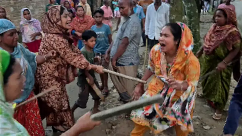 বিরামপুরে মাদকবিরোধী আন্দোলনের নামে হামলা, লুটপাটের অভিযোগ