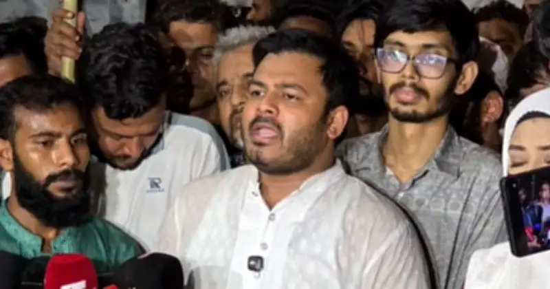 সাভারে এনসিপি সমাবেশে বিস্ফোরণ: শাহবাগে বিক্ষোভ, ২৪ ঘণ্টার আল্টিমেটাম