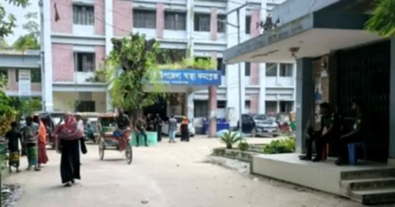 নারায়ণগঞ্জে বিএনপি নেতার ভাইয়ের বিরুদ্ধে চিকিৎসককে মারধরের অভিযোগ, চিকিৎসকরা কর্মবিরতি