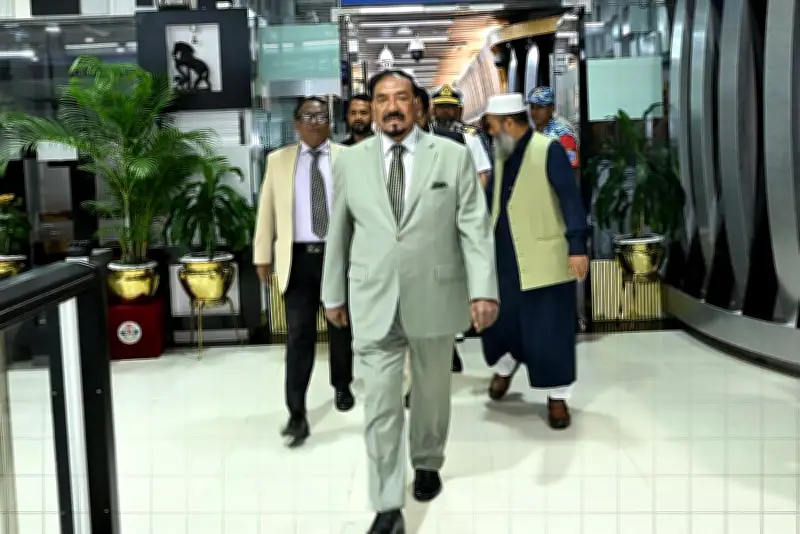হাসিনার প্যানেলের নেতৃত্বে থাকা ২১ শিক্ষার্থীর বিরুদ্ধে মামলা প্রত্যাহার