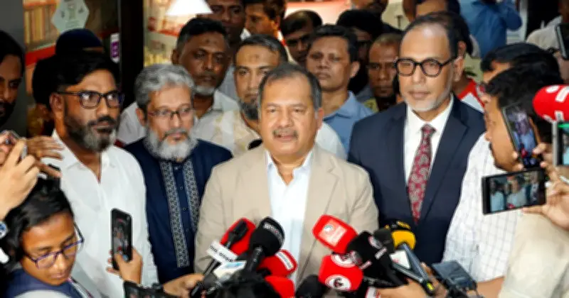 ক্যাশলেস লেনদেনের যাত্রা শুরু বাংলা কিউআর কোডের মাধ্যমে
