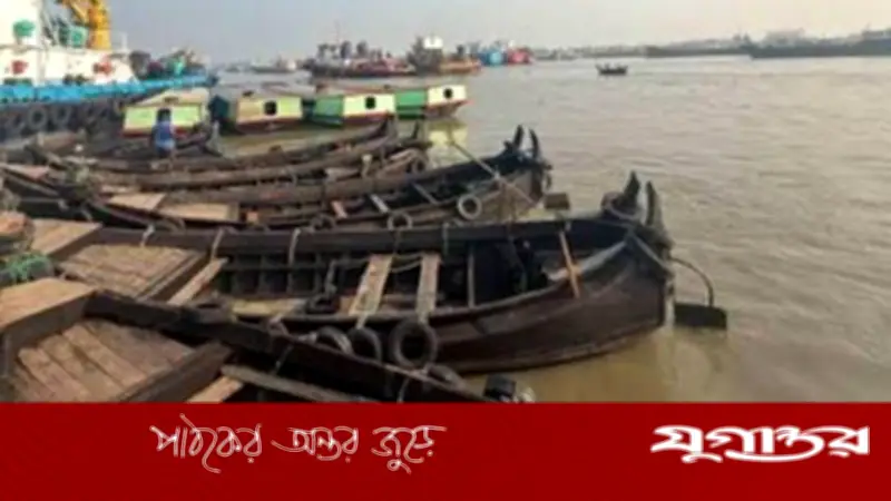 চট্টগ্রামে দিনভর বৃষ্টি, কর্ণফুলীতে নোঙর করা হয়েছে নৌযান