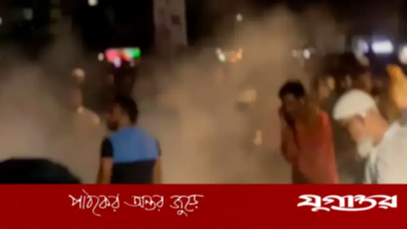 সাভারে এনসিপির সমাবেশে ককটেল বিস্ফোরণ, আহত ৬