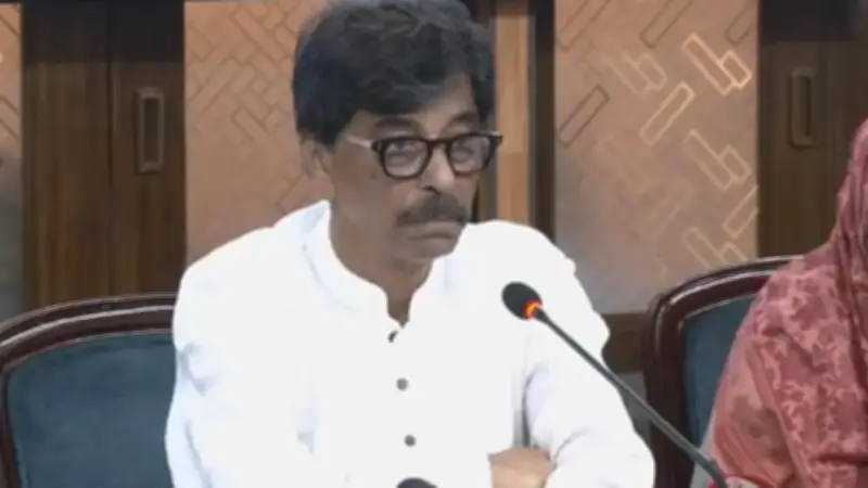 কোল্ডস্টোরেজ নির্মাণ, জুলাই স্মৃতিস্তম্ভে অগ্নিসংযোগ, সাবেক ছাত্রলীগ নেতা আটক