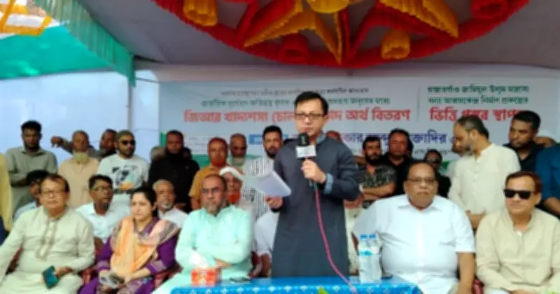সরকার উন্নয়ন কর্মসূচি বাস্তবায়ন করছে: বাণিজ্যমন্ত্রী
