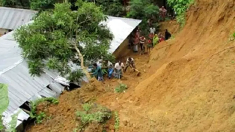 কক্সবাজারে পাহাড়ধসে নিহত বেড়ে ১১, উদ্ধার তৎপরতা অব্যাহত