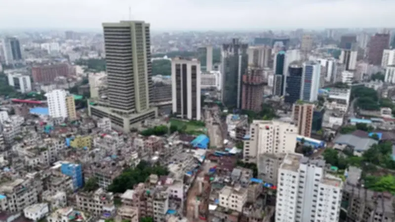 বৃষ্টির পর ঢাকার বাতাসে উন্নতি, দূষণের শীর্ষে লাহোর