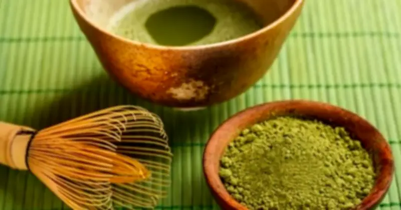 মাচা চা কি সত্যিই রক্তাল্পতা ও চুল পড়ার কারণ? বিশেষজ্ঞদের মতামত