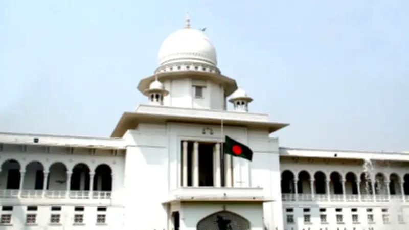 পঞ্চদশ সংশোধনী নিয়ে রায়: চঞ্চলের মন্তব্য, বৃষ্টিতে সাজেক যোগাযোগ বন্ধ