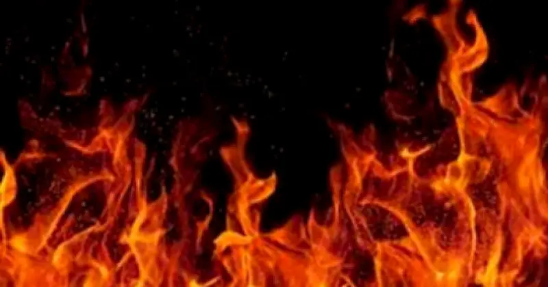 পুরান ঢাকার চকবাজারে আগুন, ফায়ার সার্ভিসের ৬ ইউনিট কাজ করছে