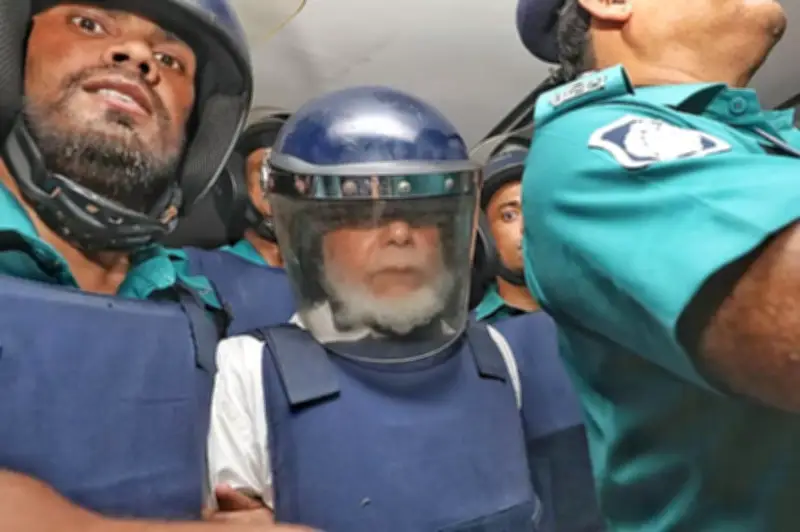 সাবেক প্রধান বিচারপতি খায়রুল হকের জামিন বহাল, মুক্তিতে বাধা নেই