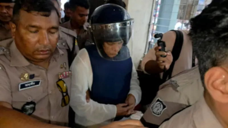বঙ্গবাজার অগ্নিকাণ্ড মামলায় সাবেক এমপি আফজাল হোসেন গ্রেপ্তার দেখানোর আদেশ