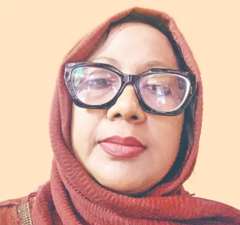 স্তন ক্যানসারে আক্রান্ত সাবেক শিক্ষকের চিকিৎসা সহায়তা চেয়েছেন