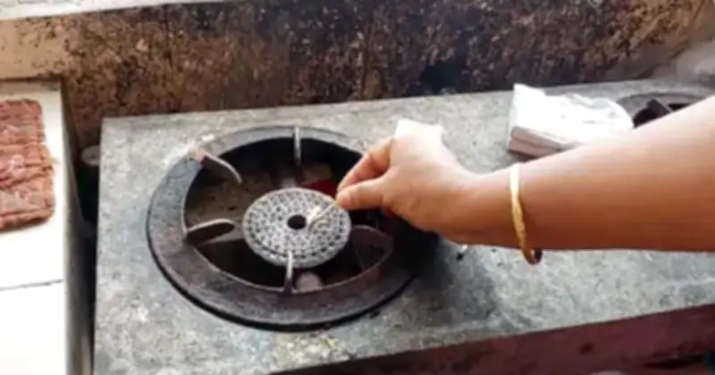 বৈরী আবহাওয়ায় এলএনজি সরবরাহ কমে গ্যাস সংকট, দৈনিক ৩০ কোটি ঘনফুট ঘাটতি