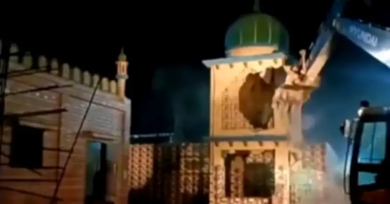 গুজরাটে পূর্ব নোটিশ ছাড়াই ৩০ স্থাপনা ভাঙার অভিযোগ, উদ্বেগ জমিয়তের