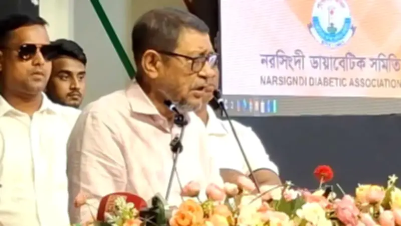 স্বাস্থ্যমন্ত্রী: অবহেলা-দুর্নীতির স্থানে চাকরিচ্যুতি
