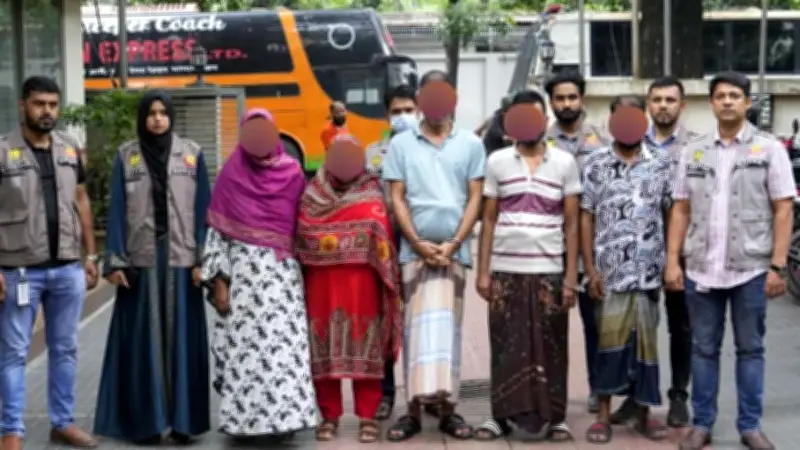 হানিট্র্যাপ চক্রের ৫ সদস্য গ্রেপ্তার, ব্ল্যাকমেইলের শিকার বহুজন