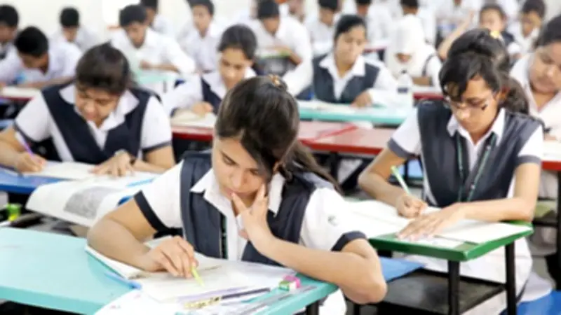 কাল থেকে শুরু এইচএসসি পরীক্ষা, মানতে হবে যেসব নির্দেশনা