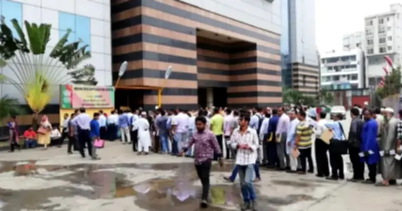 দুই বছর পর ভারতে বাংলাদেশিদের জন্য পর্যটন ভিসা চালু, ২৪ ঘণ্টায় ১ লাখ ৪০ হাজার আবেদন