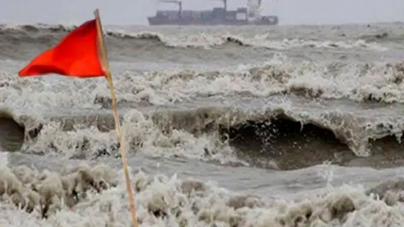 ৪৮ ঘণ্টায় সাগরে লঘুচাপের শঙ্কা, নতুন নির্দেশনা ব্যাংক লেনদেনে