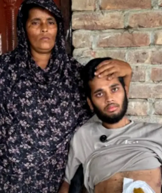 বুলেটের আঘাতে আহত হয়ে ইরান থেকে দেশে ফিরল রাজবাড়ির যুবক